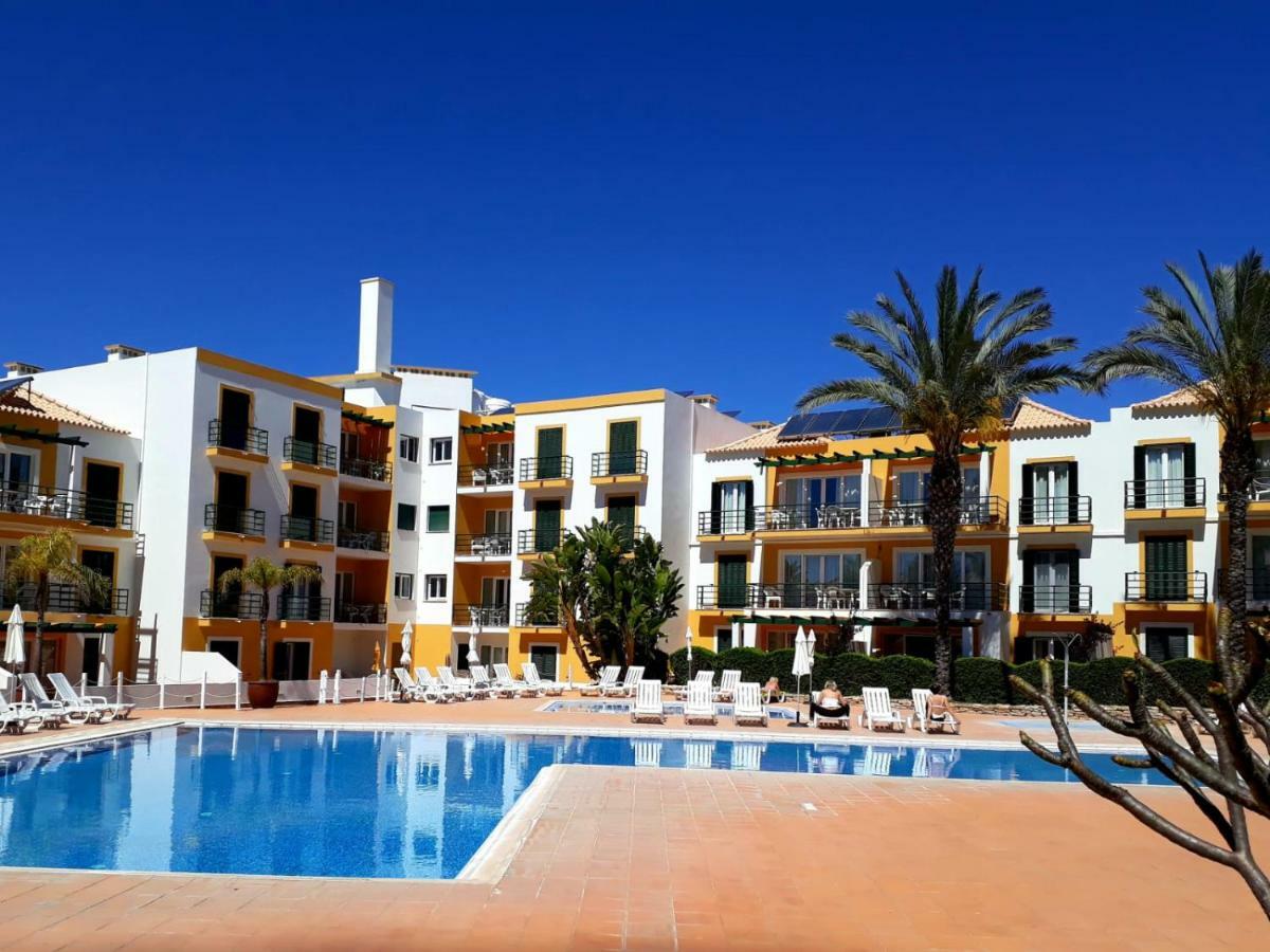 تافيرا Aparte Wohnung Mit Sudterrasse Am Park المظهر الخارجي الصورة